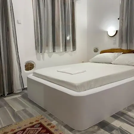 George's Platy Gyalos