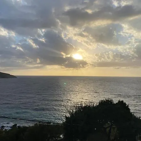 George's Platy Gyalos Holiday home *