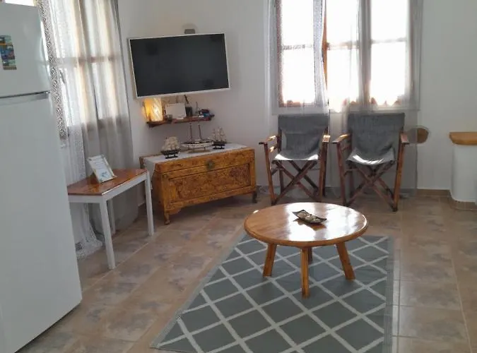 George's Platy Gyalos Vakantiehuis Panormos (Kalymnos)