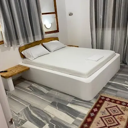 Сasa de vacaciones George's Platy Gyalos Panormos (Kalymnos)
