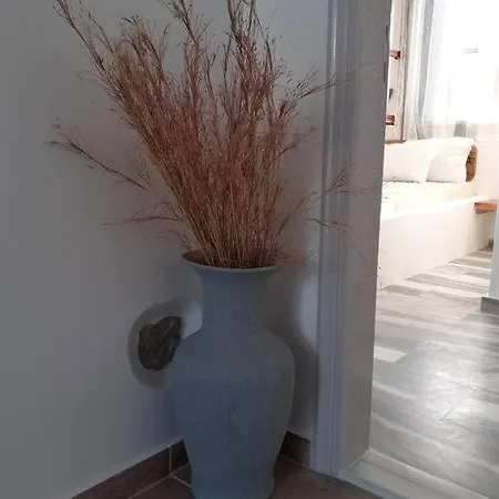 George's Platy Gyalos Panormos (Kalymnos)