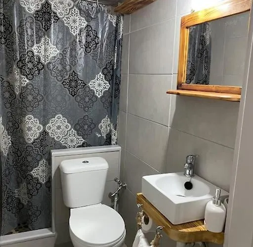 George's Platy Gyalos