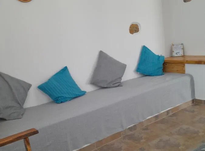 Tatil Evi George's Platy Gyalos Panormos (Kalymnos)